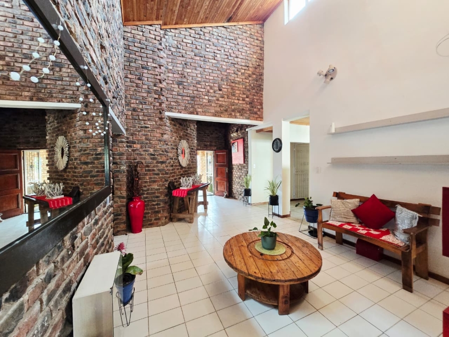 4 Bedroom Property for Sale in Blanco Western Cape